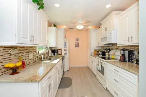 18 Lake Vista Trail Port Saint Lucie FL 34952