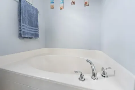 6124 Nw Butterfly Orchid Place Port Saint Lucie FL 34986
