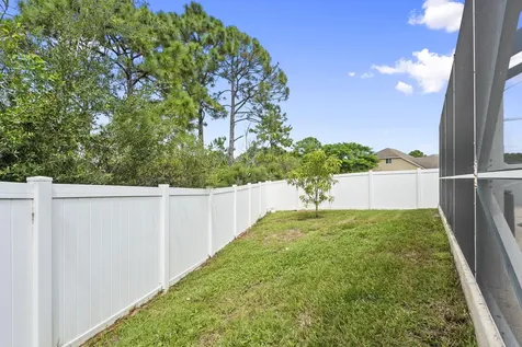 6124 Nw Butterfly Orchid Place Port Saint Lucie FL 34986