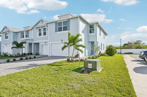 540 Salisbury Circle Fort Pierce FL 34982