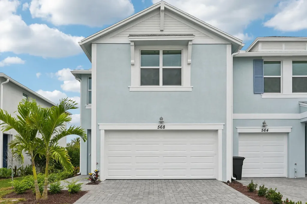 568 Salisbury Circle Fort Pierce FL 34982