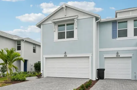 568 Salisbury Circle Fort Pierce FL 34982