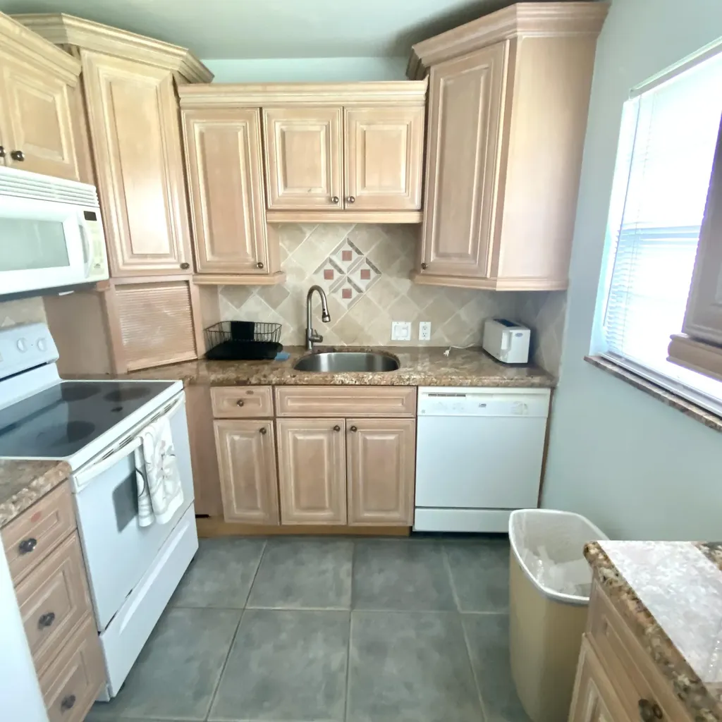 392 Brighton J Boca Raton FL 33434