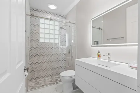 16112 Villa Vizcaya Place Delray Beach FL 33446