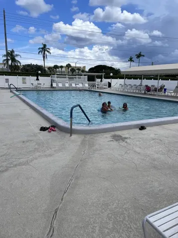 1580 Nw 18th Avenue Delray Beach FL 33445