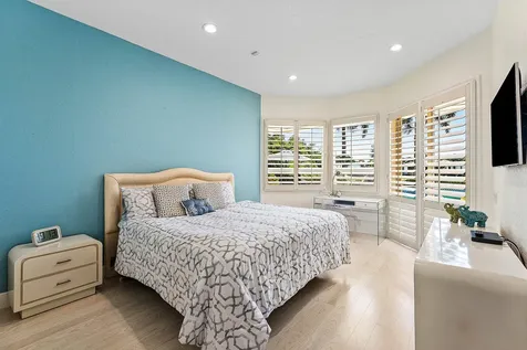 225 Oakview Drive Delray Beach FL 33445