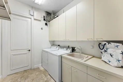 225 Oakview Drive Delray Beach FL 33445