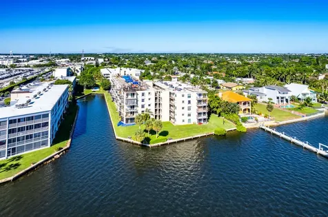 896 N Federal Highway Lantana FL 33462