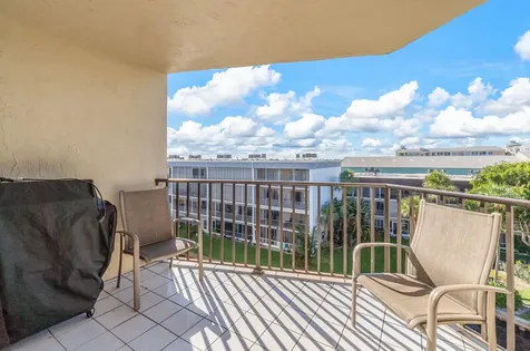 896 N Federal Highway Lantana FL 33462