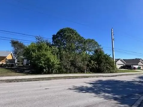 2249 SE Lennard Road Port Saint Lucie FL 34952