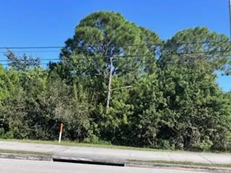 2249 SE Lennard Road Port Saint Lucie FL 34952
