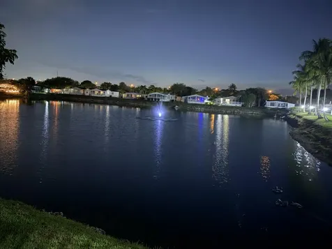 6881 Nw 43rd Terrace Coconut Creek FL 33073