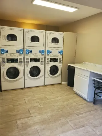 6881 Nw 43rd Terrace Coconut Creek FL 33073