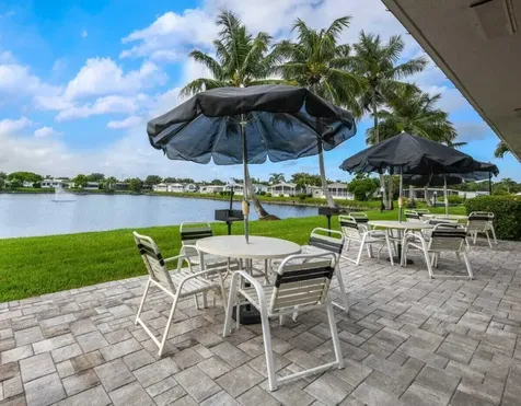 6881 Nw 43rd Terrace Coconut Creek FL 33073
