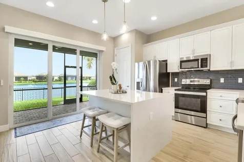 8948 Sw Pepoli Way Port Saint Lucie FL 34987