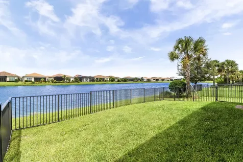 8948 Sw Pepoli Way Port Saint Lucie FL 34987