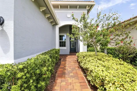 8948 Sw Pepoli Way Port Saint Lucie FL 34987