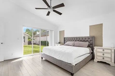 790 Clearbrook Park Circle Delray Beach FL 33445