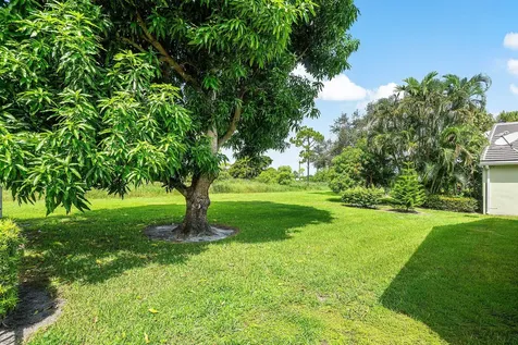 790 Clearbrook Park Circle Delray Beach FL 33445
