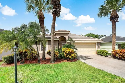 790 Clearbrook Park Circle Delray Beach FL 33445