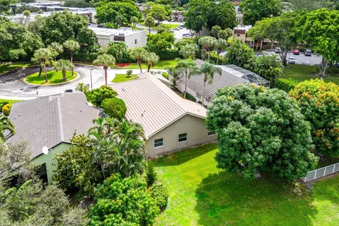 790 Clearbrook Park Circle Delray Beach FL 33445