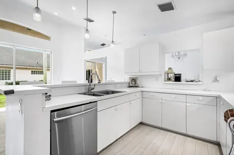 790 Clearbrook Park Circle Delray Beach FL 33445