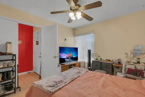 5617 Blue Shadows Court Orlando FL 32811