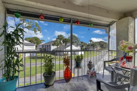 5617 Blue Shadows Court Orlando FL 32811