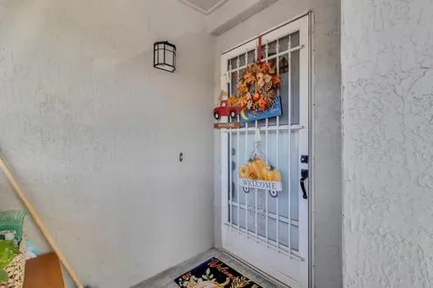 5617 Blue Shadows Court Orlando FL 32811