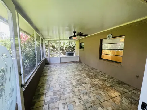 1610 Pruitts Landing Lake Placid FL 33852