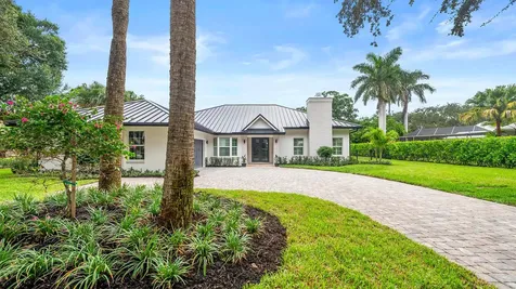 18433 Se Heritage Drive Tequesta FL 33469