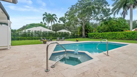 18433 Se Heritage Drive Tequesta FL 33469