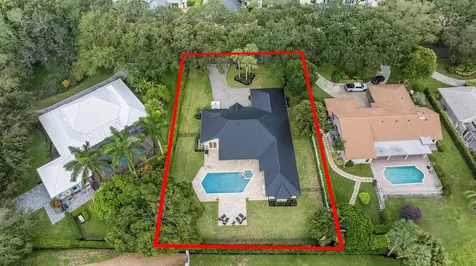 18433 Se Heritage Drive Tequesta FL 33469