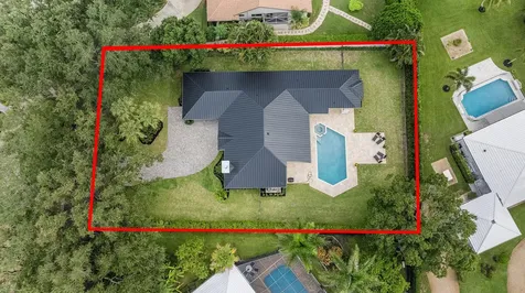 18433 Se Heritage Drive Tequesta FL 33469