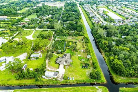 7437 Saddle Road Lake Worth FL 33463