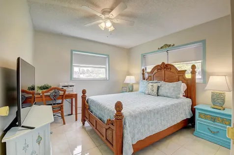 5 Abbey Lane Delray Beach FL 33446