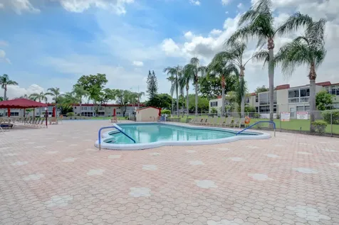 5 Abbey Lane Delray Beach FL 33446