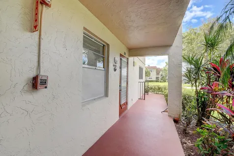 5 Abbey Lane Delray Beach FL 33446