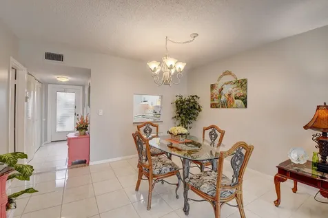 5 Abbey Lane Delray Beach FL 33446