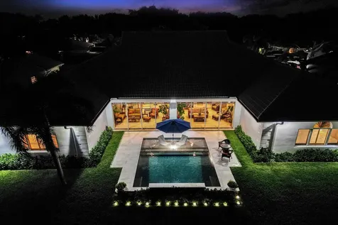 330 Nw 130th Avenue Plantation FL 33325