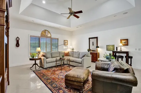 330 Nw 130th Avenue Plantation FL 33325