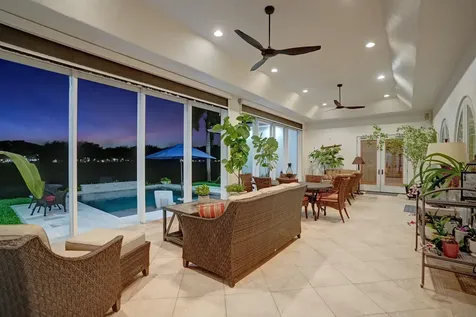 330 Nw 130th Avenue Plantation FL 33325