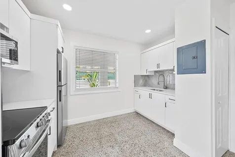 3808 Broadway West Palm Beach FL 33407