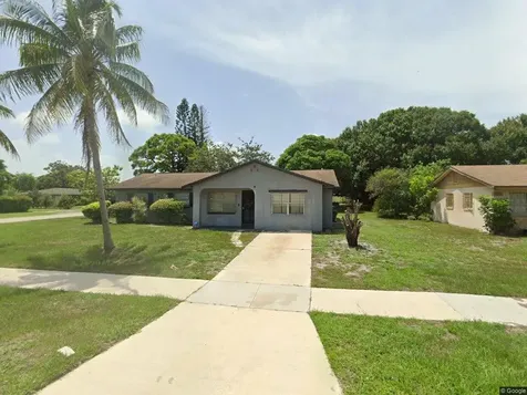 2701 Nw Essex Drive Fort Pierce FL 34946