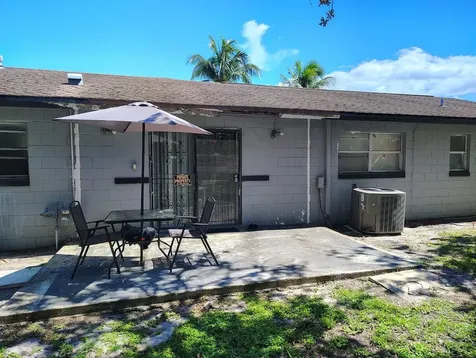 2701 Nw Essex Drive Fort Pierce FL 34946