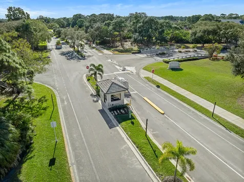 1506 Sw Mockingbird Circle Port Saint Lucie FL 34986