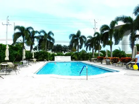 320 North Boulevard Boynton Beach FL 33435