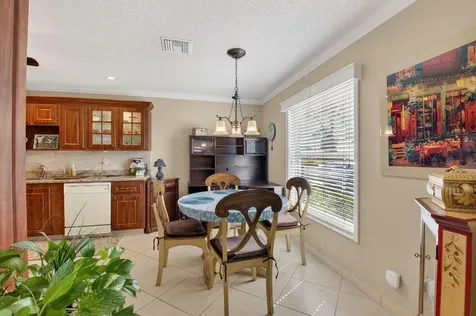 5221 Privet Place Delray Beach FL 33484