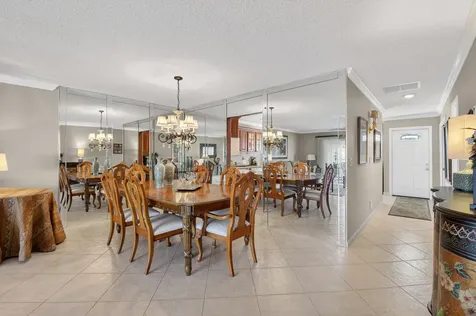 5221 Privet Place Delray Beach FL 33484