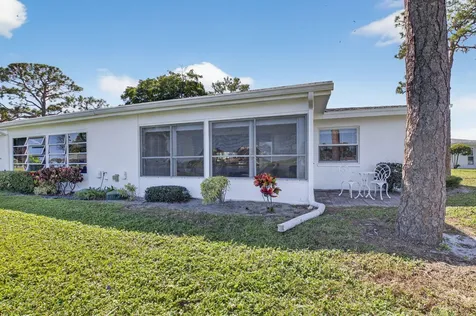 5221 Privet Place Delray Beach FL 33484
